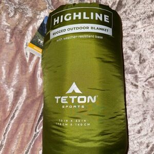 TETON Sports Highline Rugged Outdoor Blanket - Olive Green